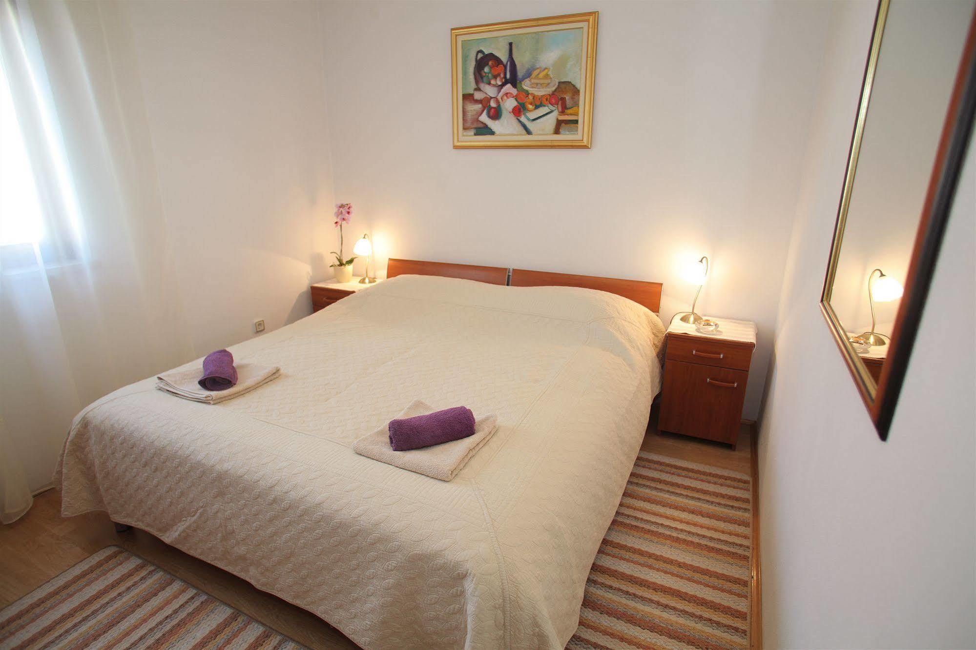 Apartments Hrabar Trogir Extérieur photo
