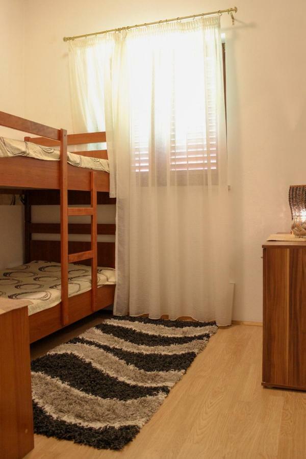 Apartments Hrabar Trogir Extérieur photo