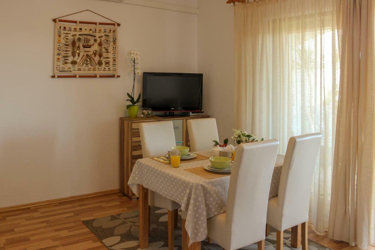 Apartments Hrabar Trogir Extérieur photo