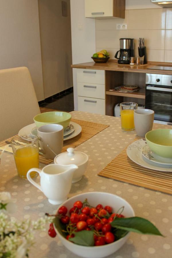 Apartments Hrabar Trogir Extérieur photo
