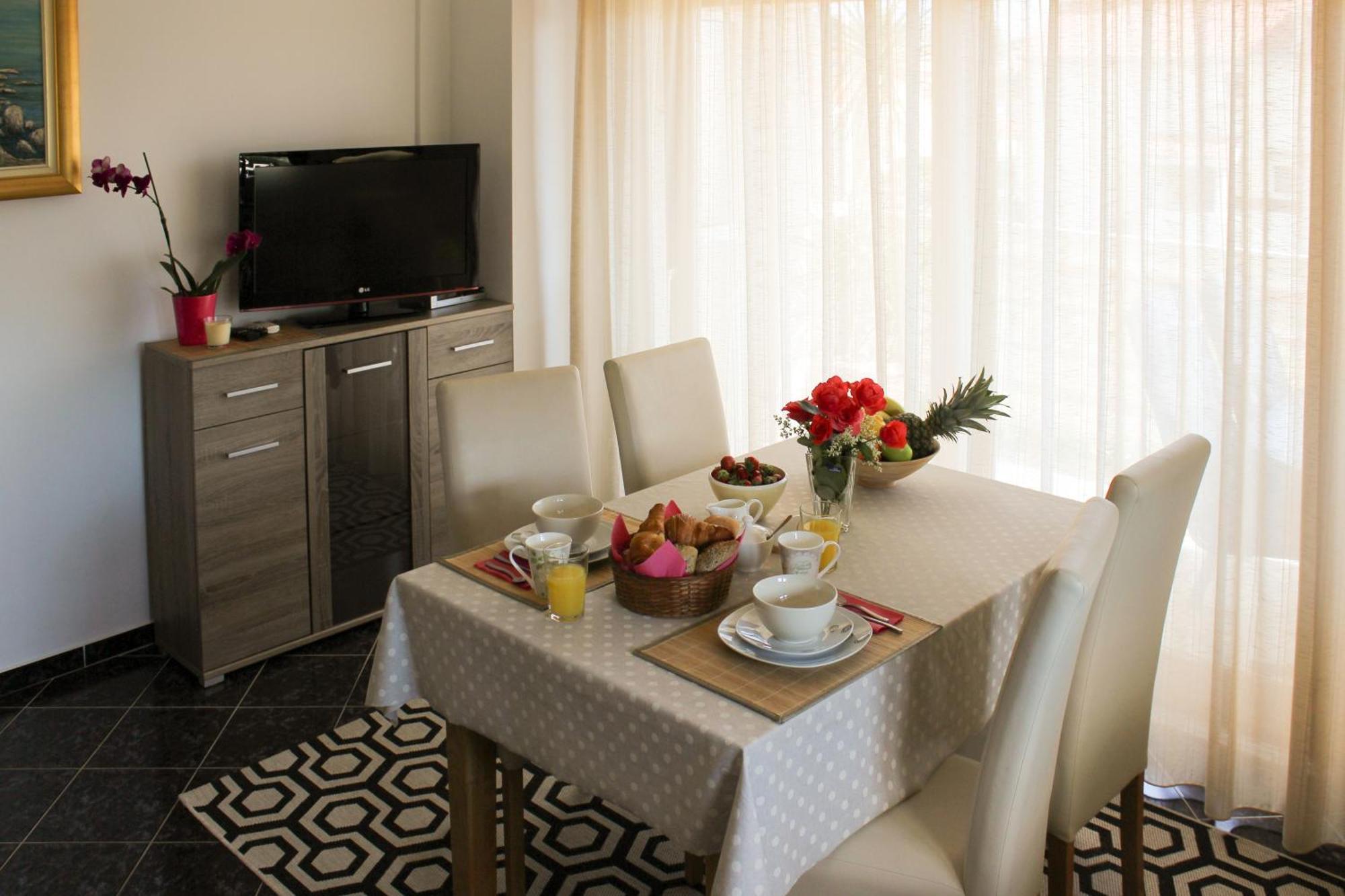 Apartments Hrabar Trogir Extérieur photo